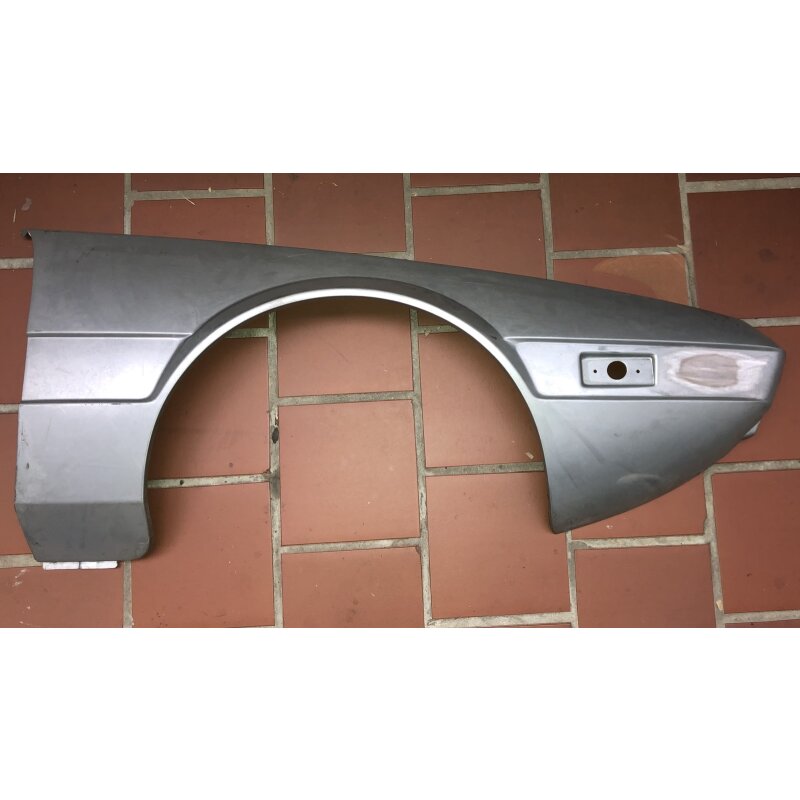front wing right side