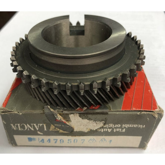 4. speed gear 61 teeth five spped X1/9