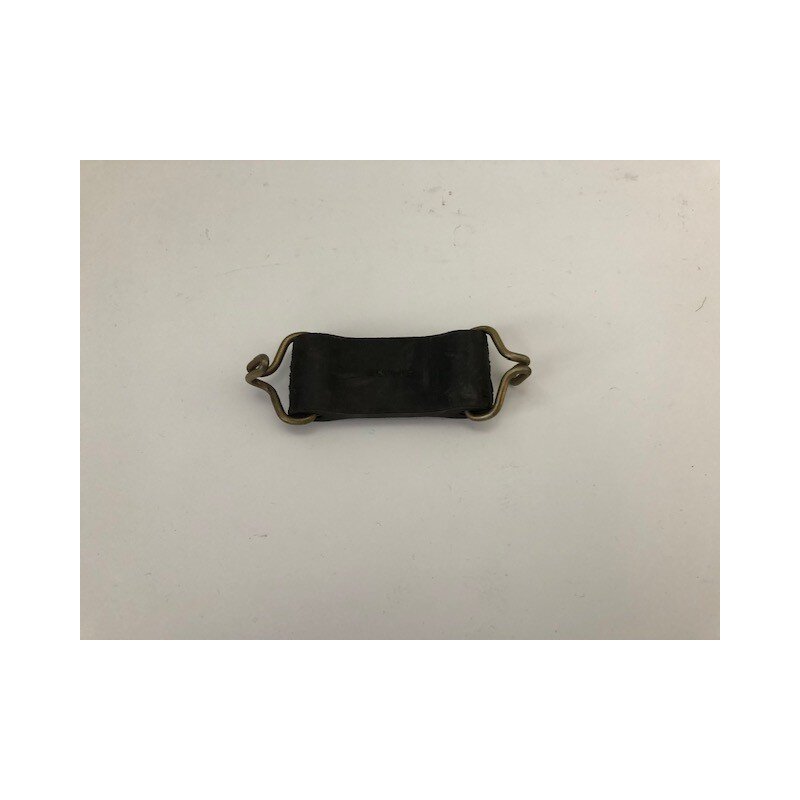 Center exhaust rubber short