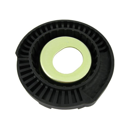 Strut bearing between spring and shock mount