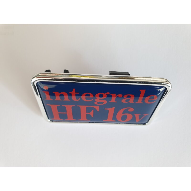 Integrale 16V grille badge