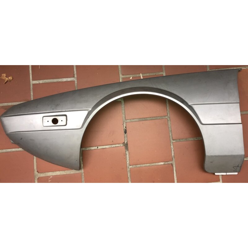 front wing left side