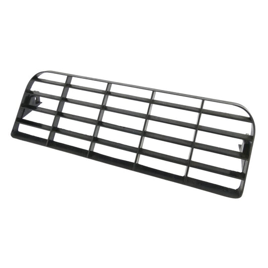 Grill  Montecarlo front bumper in the middle