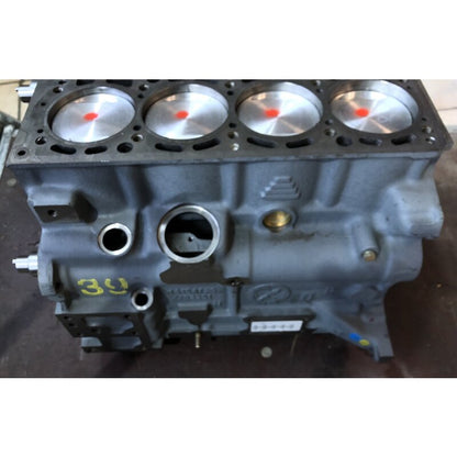 Engine basement with piston and conrod