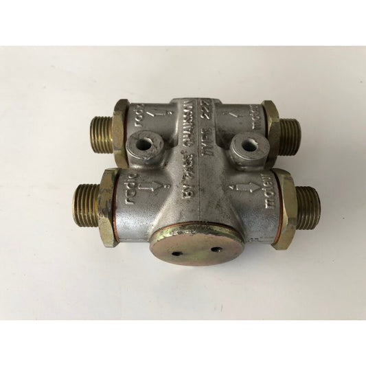 Oilcooler thermostat