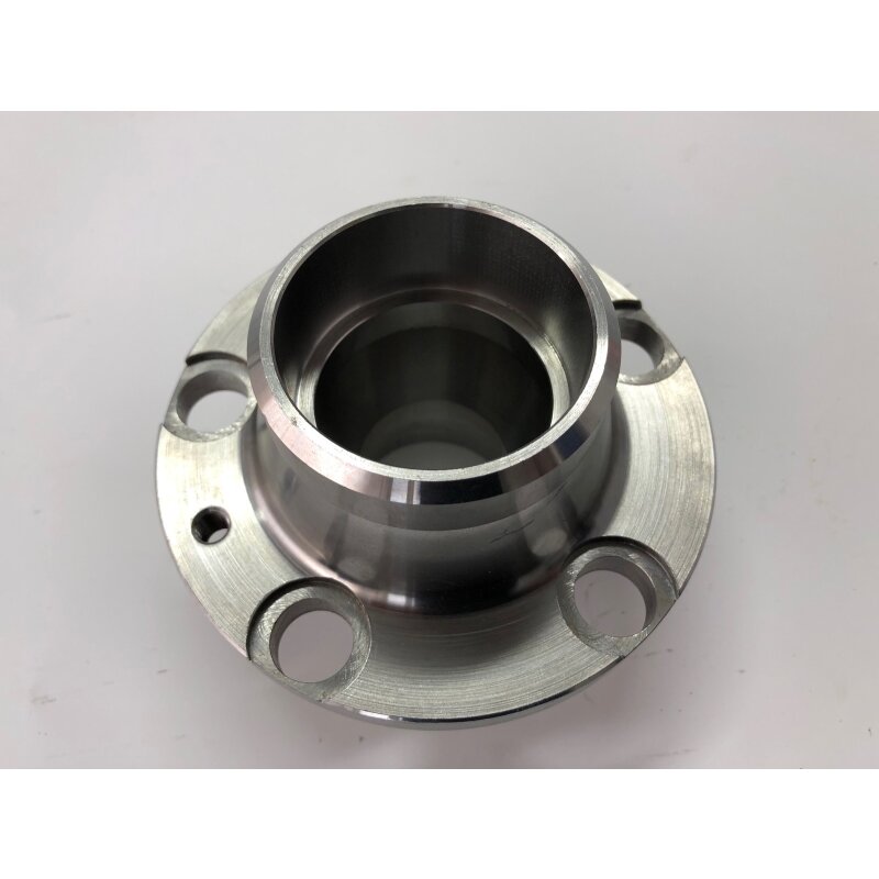 Front wheel hub