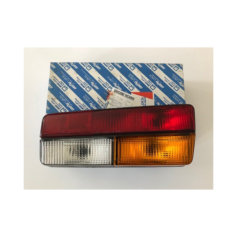 Taillight lens right 124 Spider 2000