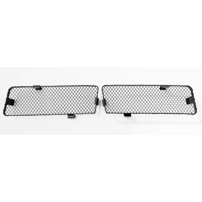 Set Evo front bumper grills / meshes next to indicators