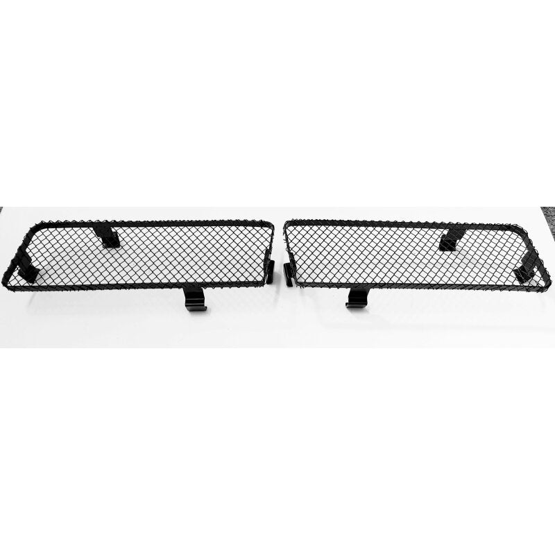 Set Evo front bumper grills / meshes next to indicators