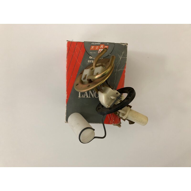 Fuel tank sender unit A112