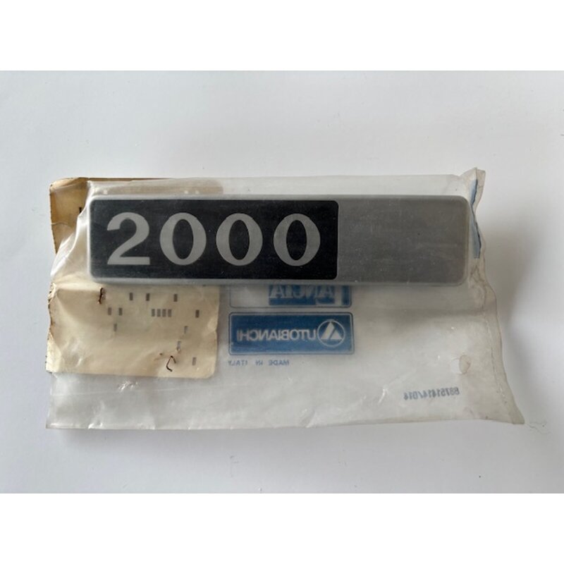 Type plate "2000" on rear Bonnet