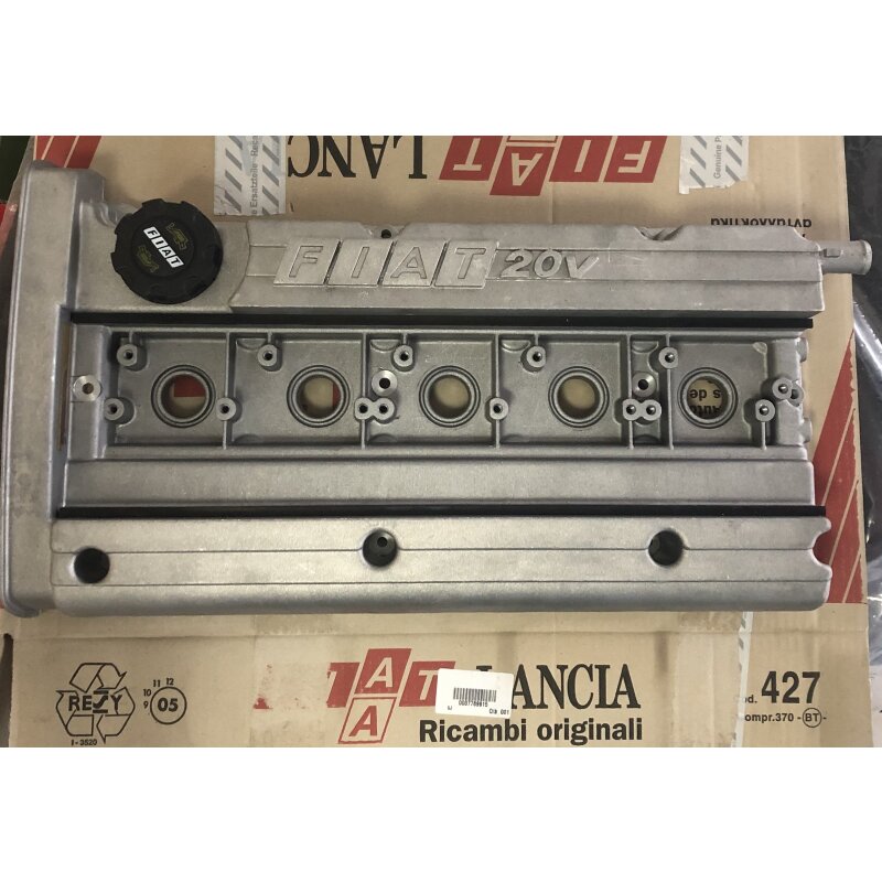 Valve cover 5 cylinder coupe FIAT