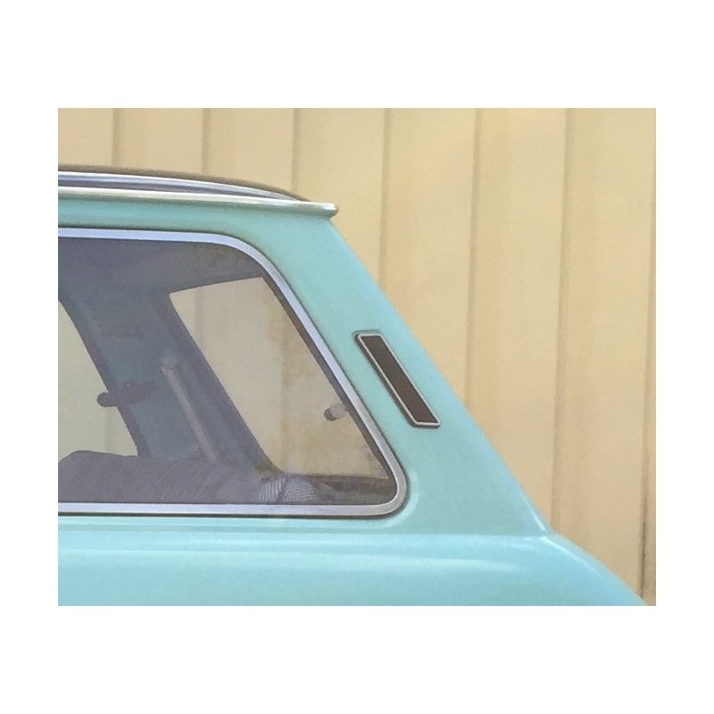 Ventilation grill set